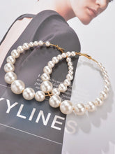 Créoles oversize vintage en perles synthétiques