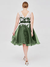 Col d'Illusion Organza avec Dentelle Ivoire Appliquée Olive Verte