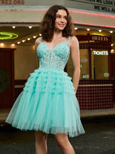 Robe courte à plusieurs niveaux en tulle avec corset ajusté Spa