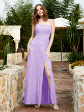 Robe Longue en Dentelle à Encolure Carrée avec Fente Lilas