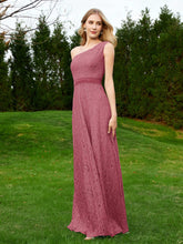 Robe en Dentelle Sans Manches à Une Épaule avec Ceinture Cannelle Rose