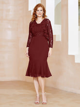 Robe Fourreau en Mousseline Longueur de Mollet à Col en Scoop avec Dentelle Bordeaux
