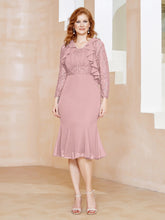 Robe Fourreau en Mousseline Longueur de Mollet à Col en Scoop avec Dentelle Rose Poudré