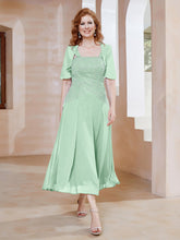 Robe à Encolure Carrée en Mousseline Longueur de Mollet avec Perles Vert Menthe