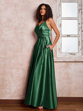 Maxi Robe en Satin à Bretelles Spaghetti avec Poches Vert Foncé