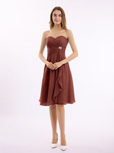 Longueur De Genou Mousseline Robe Avec Col En Cœur terracotta