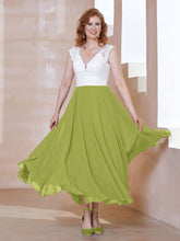 Robe en Mousseline Longueur de Mollet à Col en V avec Poches Trèfle
