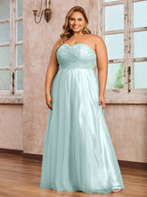 Dentelle et Tulle Longue Robe avec Col en Cœur Brume