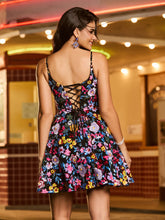 Robe de rentrée ligne A avec appliqués de fleurs