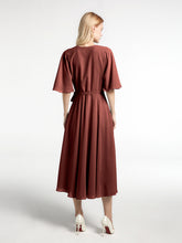 Robe en Mousseline à Col en V avec Demi-Manches Longueur de Mollet terracotta