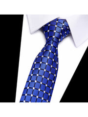 Tie17