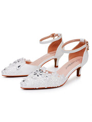 Chaussures de Mariage Blanches en Dentelle et Strass à Bout Pointu