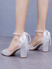 Sandales à Talon Chunky avec Bout Peep Toe et Bride à Boucle