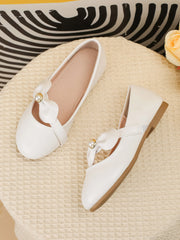Chaussures de princesse pour filles en cuir blanc