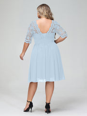 Dentelle et Mousseline Robe Courte avec Demi-Manches Bleu Ciel Grande Taille