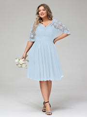 Dentelle et Mousseline Robe Courte avec Demi-Manches Bleu Ciel Grande Taille