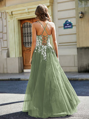 Maxi Robe Appliquée en Dentelle à Col en Cœur Sauge Poudrée