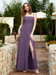 Robe Longue en Dentelle à Encolure Carrée avec Fente Plum