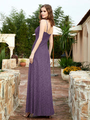 Robe Longue en Dentelle à Encolure Carrée avec Fente Plum