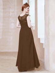 Robe en Mousseline à Encolure Illusion avec Dentelle Brun