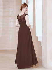 Robe en Mousseline à Encolure Illusion avec Dentelle Chocolat