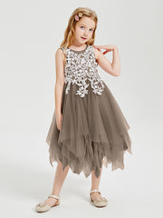 Robes de Demoiselle d'Honneur Junior en Tulle à Longueur de Mollet Taupe