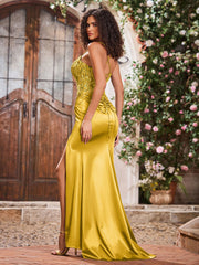 Robe en Satin Extensible à Bretelles Spaghetti et Lacet avec Fente Souci