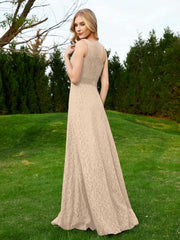 Robe en Dentelle Sans Manches à Une Épaule avec Ceinture Champagne