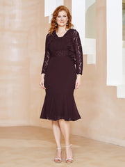 Robe Fourreau en Mousseline Longueur de Mollet à Col en Scoop avec Dentelle Cabernet Grande Taille