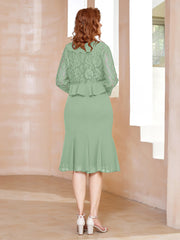 Robe Fourreau en Mousseline Longueur de Mollet à Col en Scoop avec Dentelle Sauge Poudrée Grande Taille