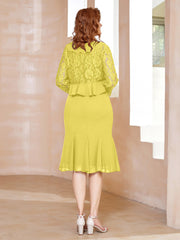 Robe Fourreau en Mousseline Longueur de Mollet à Col en Scoop avec Dentelle Citron