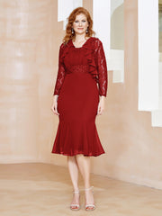 Robe Fourreau en Mousseline Longueur de Mollet à Col en Scoop avec Dentelle Rouge
