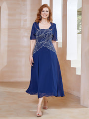 Robe à Encolure Carrée en Mousseline Longueur de Mollet avec Perles Bleu Marine Clair