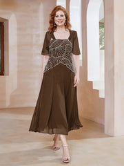 Robe à Encolure Carrée en Mousseline Longueur de Mollet avec Perles Brun Grande Taille