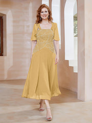 Robe à Encolure Carrée en Mousseline Longueur de Mollet avec Perles Or Grande Taille