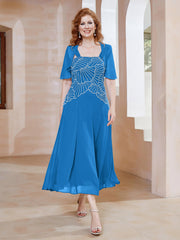 Robe à Encolure Carrée en Mousseline Longueur de Mollet avec Perles Bleu Océan