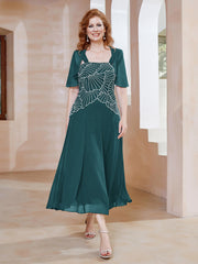 Robe à Encolure Carrée en Mousseline Longueur de Mollet avec Perles Paon