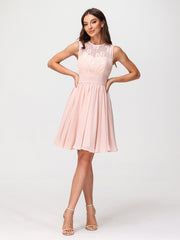 Col d'Illusion Mousseline et Dentelle Robe Rose Perle Grande Taille