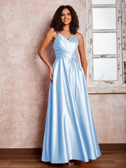 Maxi Robe en Satin à Bretelles Spaghetti avec Poches Bleu Ciel