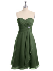 Longueur De Genou Mousseline Robe Avec Col En Cœur Olive Verte