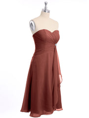 Longueur De Genou Mousseline Robe Avec Col En Cœur terracotta