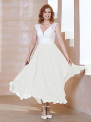 Robe en Mousseline Longueur de Mollet à Col en V avec Poches Ivoire Grande Taille