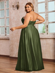 Dentelle et Tulle Longue Robe avec Col en Cœur Olive Verte Grande Taille