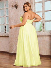 Dentelle et Tulle Longue Robe avec Col en Cœur Jonquille Grande Taille