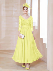 Robe en Dentelle et Mousseline Longueur au Sol à Col en V Jonquille