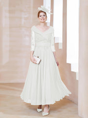 Robe en Dentelle et Mousseline Longueur au Sol à Col en V Ivoire Grande Taille