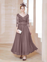 Robe en Dentelle et Mousseline Longueur au Sol à Col en V Vintage Mauve