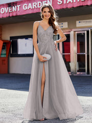 Robe de Soirée en Tulle à Bretelles Spaghetti et Col en V Argent