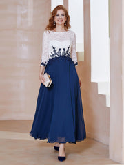 Robe en Mousseline avec Longueur de Mollet à Col Appliqué Bleu Marine