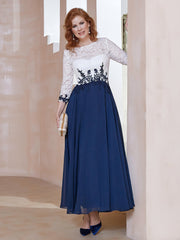 Robe en Mousseline avec Longueur de Mollet à Col Appliqué Bleu Marine Grande Taille